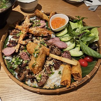 An Nam - An Nam Signature Fine Vermicelli Platter (fried egg rolls, grilled pork, grilled shrimp, shrimp paste, sausage) - $42 - Vietnamese Near Me - Somerville, Massachusetts
