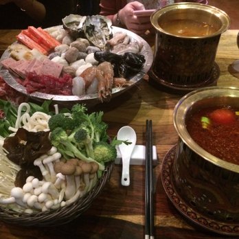 Red Pepper - Produce and hotpot pan - Chinese Near Me - Rotterdam, ZH