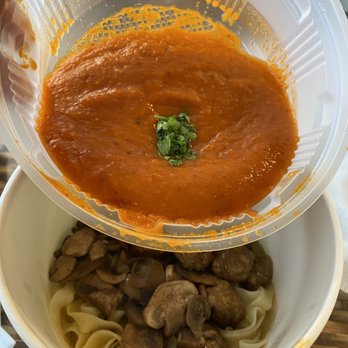 Mio Pastalogy - Create your own pasta: tagliatelle pasta with pomodoro sauce, italian sausage, and mushroom - Italian Near Me - Honolulu, Hawaii Mio Pastalogy - Create your own pasta: tagliatelle pasta with pomodoro sauce, italian sausage, and mushroom - Italian Near Me - Honolulu, Hawaii