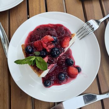 Gala - Mixed berry cheesecake - Spanish Near Me - Santa Barbara, California