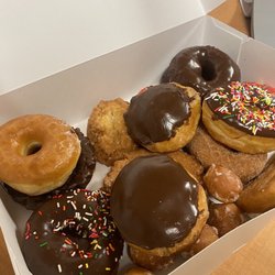 Bosa Donuts