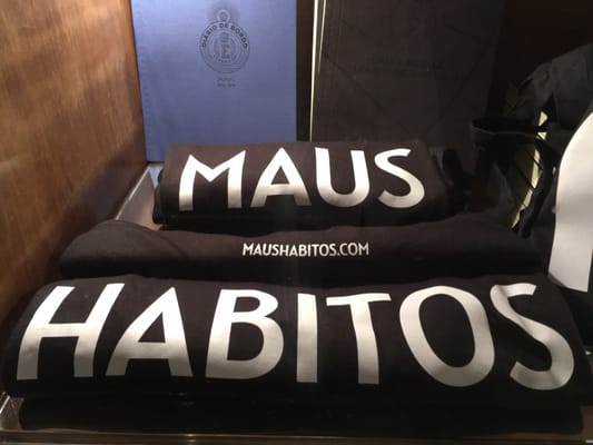 Maus Hábitos by null