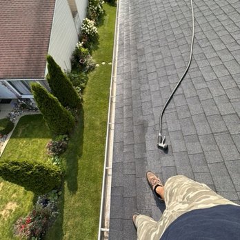 Mr EZ Washing - Ivan provided an after photo of the completed service! He was thorough and efficient. - Pressure Washers Near Me
