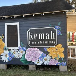 Kemah Flowers & Company