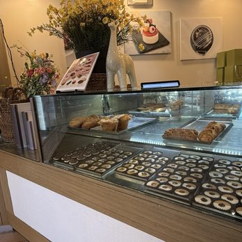 Carrara's - Pastries - Desserts Near Me - Agoura Hills, California Carrara's - Pastries - Desserts Near Me - Agoura Hills, California