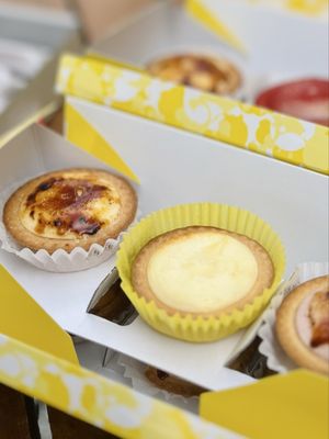 Bake Cheese Tart by null