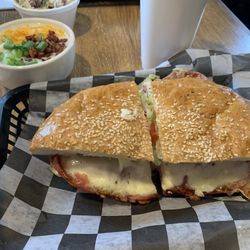 Bogies Delicatessen - Muffuletta