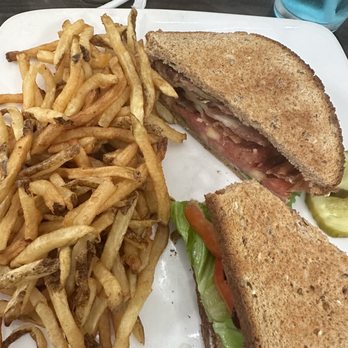 Brick House Diner - BLT - Seafood Near Me - Virginia Beach, Virginia Brick House Diner - BLT - Seafood Near Me - Virginia Beach, Virginia