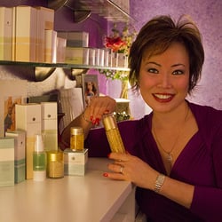 Kim Scafe - Kim's Magic Beauty