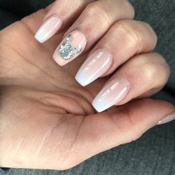 Red Nails