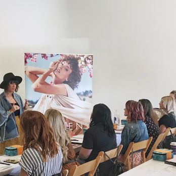 Blink Creative Agency - EL3VEN Australia holding a beauty class at BLiNK - Art Space Rentals Near Me - Santa Clara, California Blink Creative Agency - EL3VEN Australia holding a beauty class at BLiNK - Art Space Rentals Near Me - Santa Clara, California