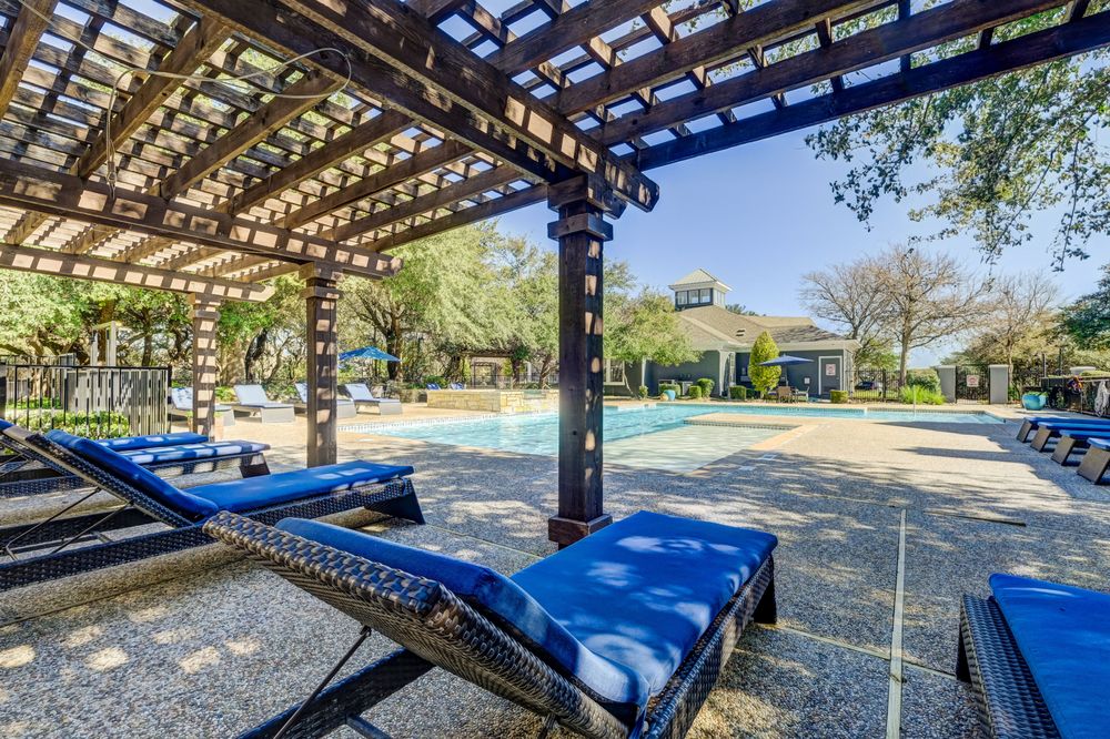 ESCALANTE APARTMENTS Updated May 2024 27 Photos & 21 Reviews 1540