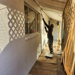 Dunn-Edwards Paints - KB priming.