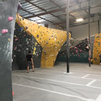 LA Boulders - Rock Climbing Near Me - Los Angeles, California LA Boulders - Rock Climbing Near Me - Los Angeles, California