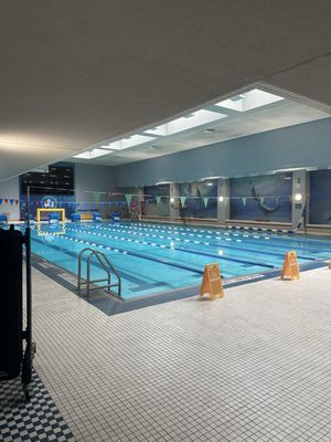 Chelsea Pool by null