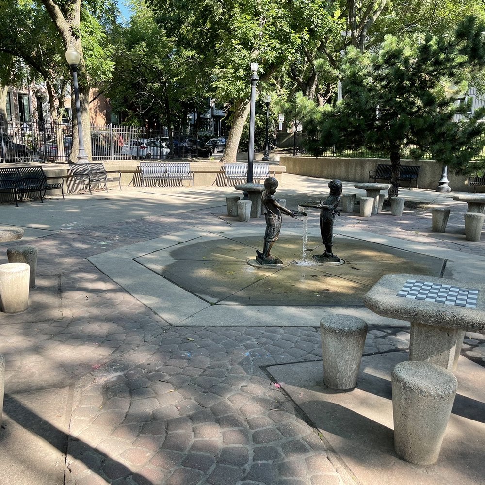 Hudson Chess Park - Parks Near Me - Chicago, Illinois Hudson Chess Park - Parks Near Me - Chicago, Illinois