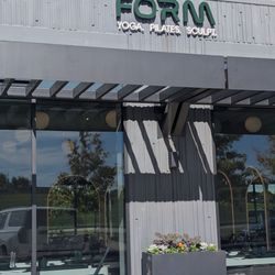 Form Yps - Outside