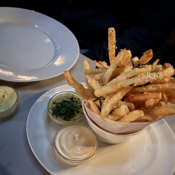 Maple & Ash - Steakhouses Near Me - Chicago, Illinois