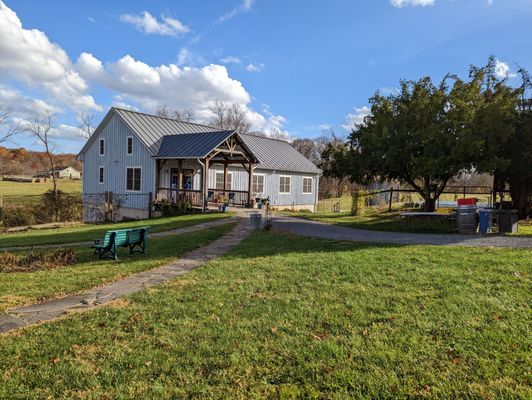 Zephaniah Farm Vineyard by null