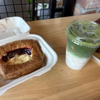 Jardin Cafe - Coffee & Tea Near Me - Sylmar, California Jardin Cafe - Coffee & Tea Near Me - Sylmar, California