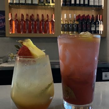 BIN 4 Burger Lounge - Happy hour drinks - Burgers Near Me - Burnaby, British Columbia BIN 4 Burger Lounge - Happy hour drinks - Burgers Near Me - Burnaby, British Columbia