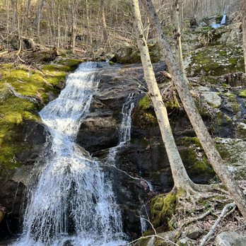 Crabtree Falls - Lower falls - Hiking Near Me - Montebello, Virginia Crabtree Falls - Lower falls - Hiking Near Me - Montebello, Virginia