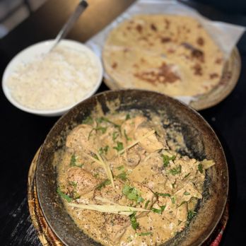 Lahore Restaurant - White Chicken Karahi (~$31) with Plain Basmati Rice (~$7) and Plain Tandoori Roti (~$3) - Halal Near Me - Secaucus, New Jersey Lahore Restaurant - White Chicken Karahi (~$31) with Plain Basmati Rice (~$7) and Plain Tandoori Roti (~$3) - Halal Near Me - Secaucus, New Jersey