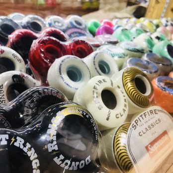 ストーク スケート リテイル 登戸ストア - Updated February 2026