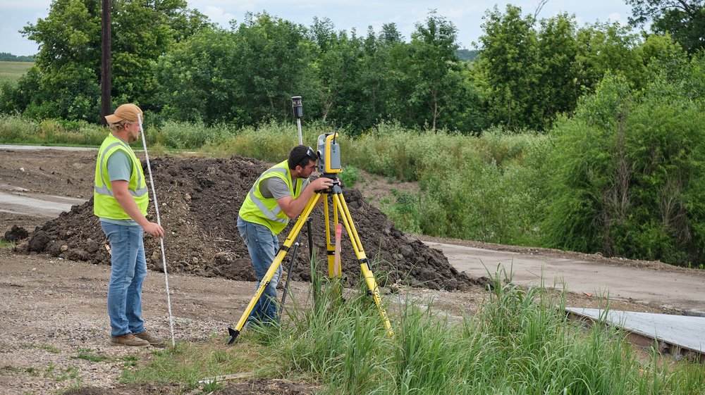BECK ENGINEERING Updated August 2024 2480 Berkshire Pkwy, Clive, Iowa Land Surveying