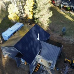 CH Roofing & Construction