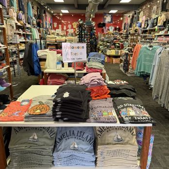 Harbor Wear - All the apparel is neatly displayed in a variety of sizes and colors. - Men's Clothing Near Me - Fernandina Beach, Florida