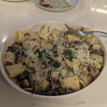 The Local - Wild mushroom rigatoni - Breakfast & Brunch Near Me - Neptune Beach, Florida