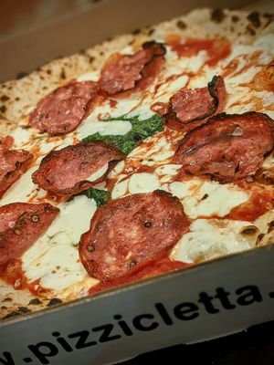 Pizzicletta by null