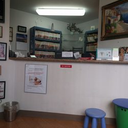 Khashayar Khodadadi, DDS - The check in desk.