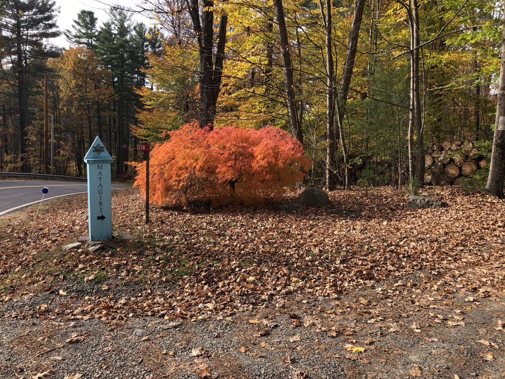 PONDICHERRY Updated October 2024 12 Tinker St, Woodstock, New York