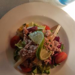Le Saint Léo - Une salade en entrée
