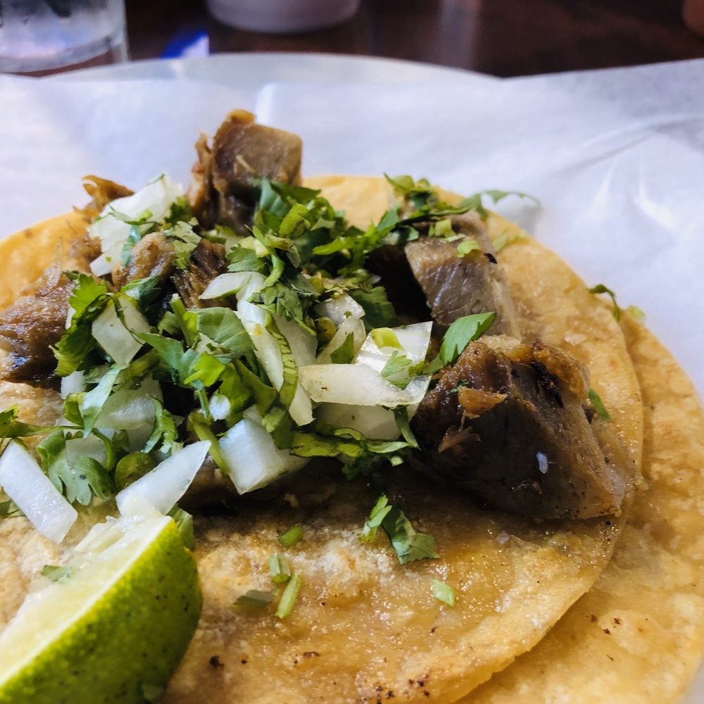Restaurante El Panzon - Suadero taco !! - Mexican Near Me - Madison, Wisconsin