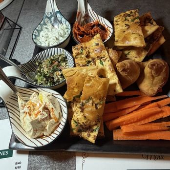 Chak De California - Dubai Platter - Indian Near Me - Pasadena, California
