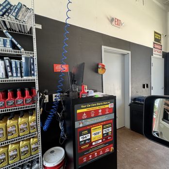 Take 5 Oil Change - Oil Change Stations Near Me - Del Rio, Texas Take 5 Oil Change - Oil Change Stations Near Me - Del Rio, Texas