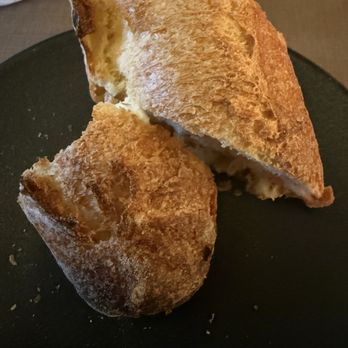 L'Ange 20 - Our leftover bread that they refused to allow us to take home! I hope they didn't give it to any other customer! - French Near Me - Paris, 75