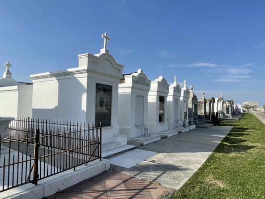 St. Louis Cemetery No. 3 by null