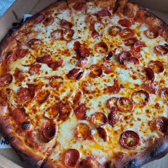HomeSlyce - Canton - Pizza Near Me - Baltimore, Maryland HomeSlyce - Canton - Pizza Near Me - Baltimore, Maryland