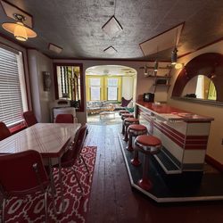 Bube's Brewery - Dining area Louisa suite