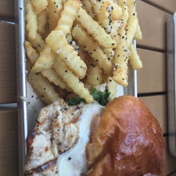 American Grub - Burgers Near Me - Tustin, California