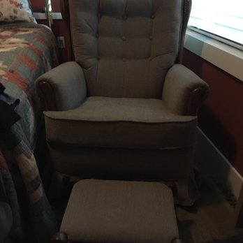 Mac's Upholstery - Furniture Reupholstery Near Me - Seattle, Washington Mac's Upholstery - Furniture Reupholstery Near Me - Seattle, Washington