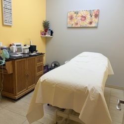Brazilian Waxing By Sisters - Wax room