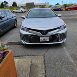 Redwood Pet Clinic - Only four parking spots out front, and this guy takes two spots with their bad parking skills