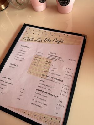 C'est La Vie Cafe by null