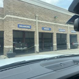 Pretty empty. They're guys don't want to work at this place. Never again