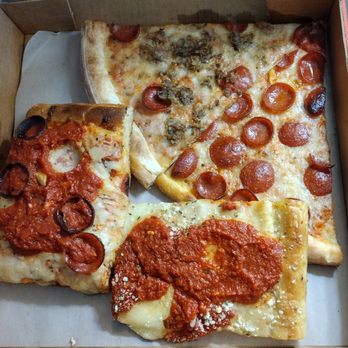 Pizza a Modo Mio - Various slices of pizza. Perfect if you want to try a variety - Pizza Near Me - Charleston, South Carolina Pizza a Modo Mio - Various slices of pizza. Perfect if you want to try a variety - Pizza Near Me - Charleston, South Carolina